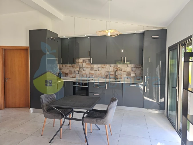 Moradia T1 para Venda em Armação de Pera Foto 10