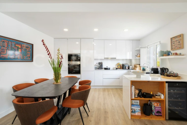 Apartamento T3 para Venda em Olhão Foto 6