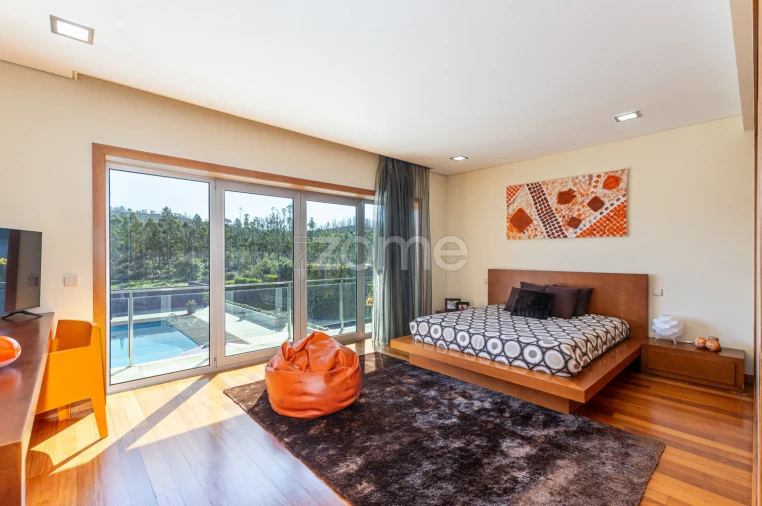 Moradia T4 para Venda em Junqueira Foto 42