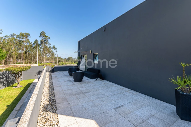 Moradia T4 para Venda em Junqueira Foto 62