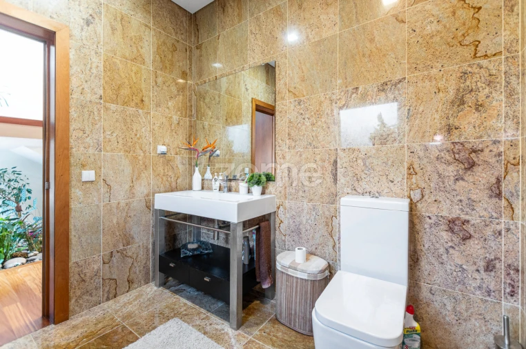 Moradia T4 para Venda em Junqueira Foto 17