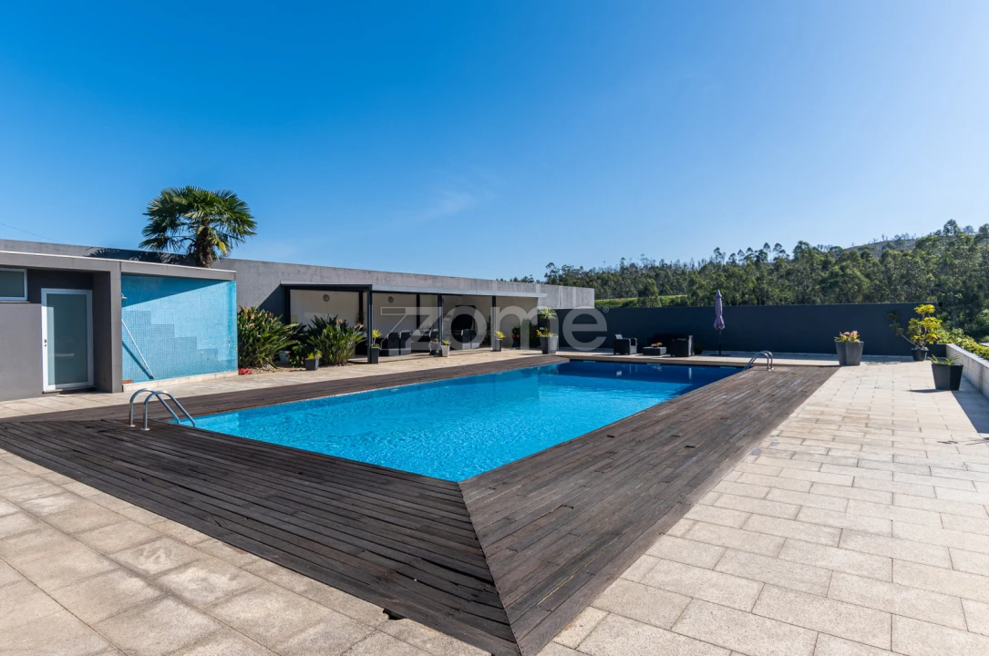 Moradia T4 para Venda em Junqueira Foto 7