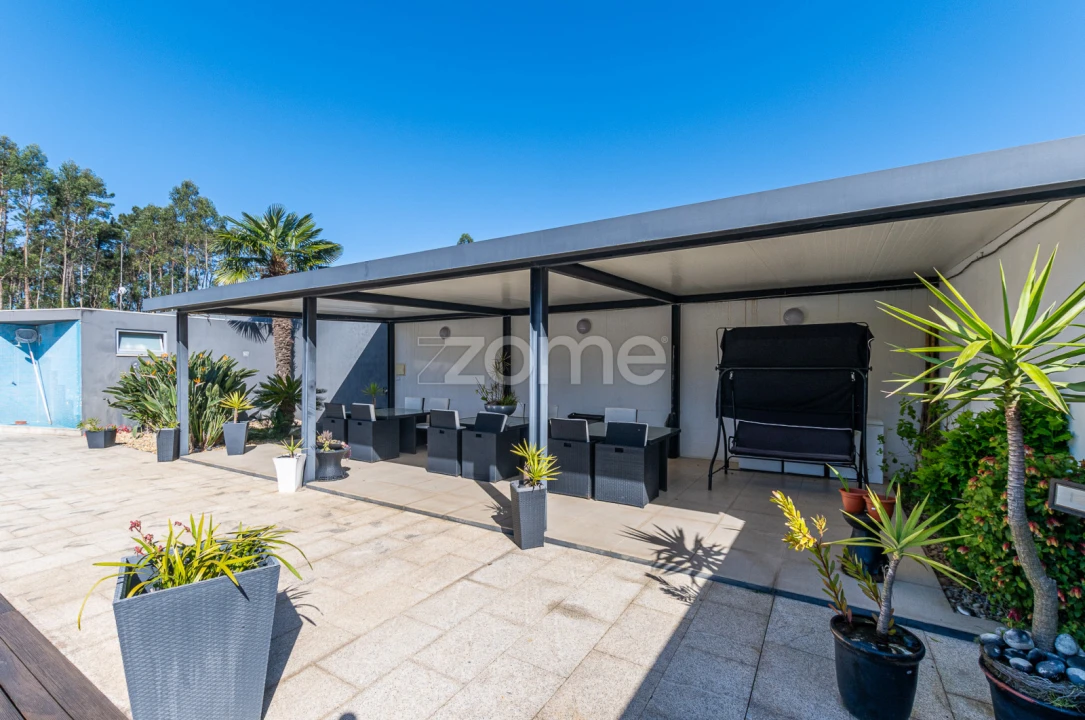 Moradia T4 para Venda em Junqueira Foto 8