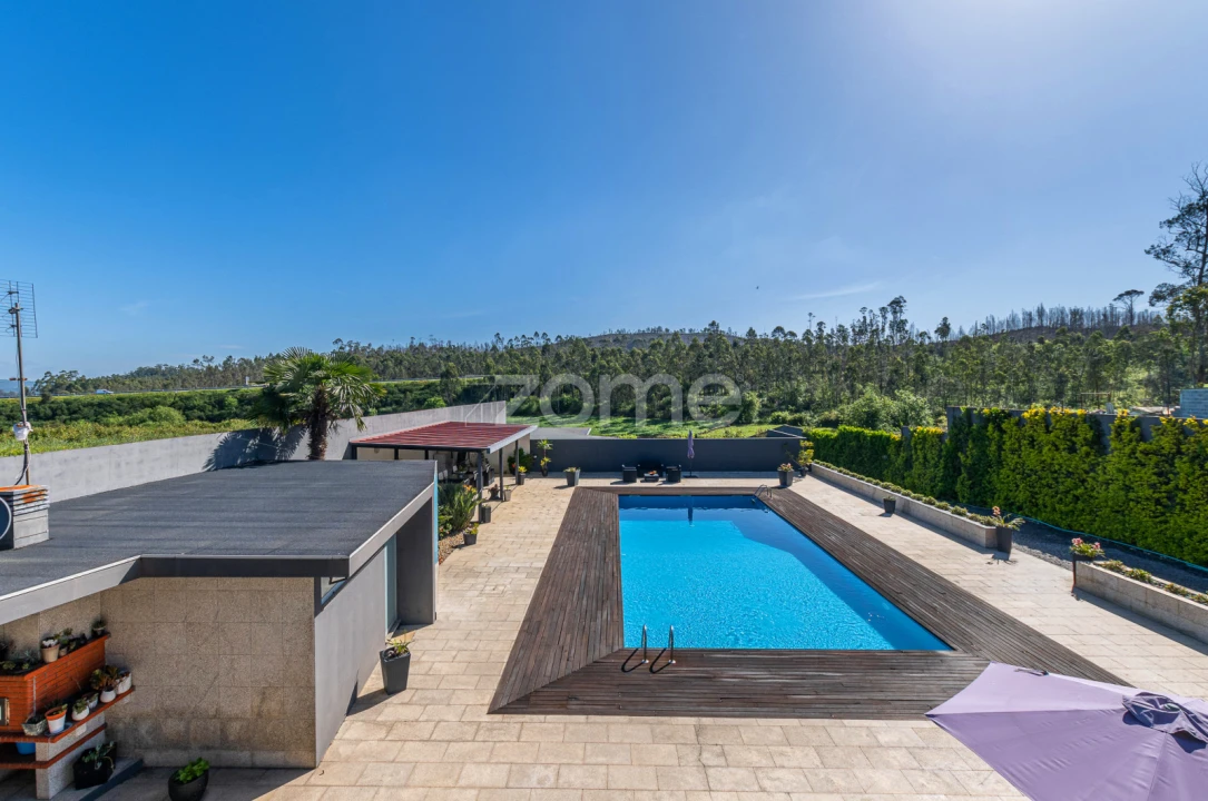 Moradia T4 para Venda em Junqueira Foto 67