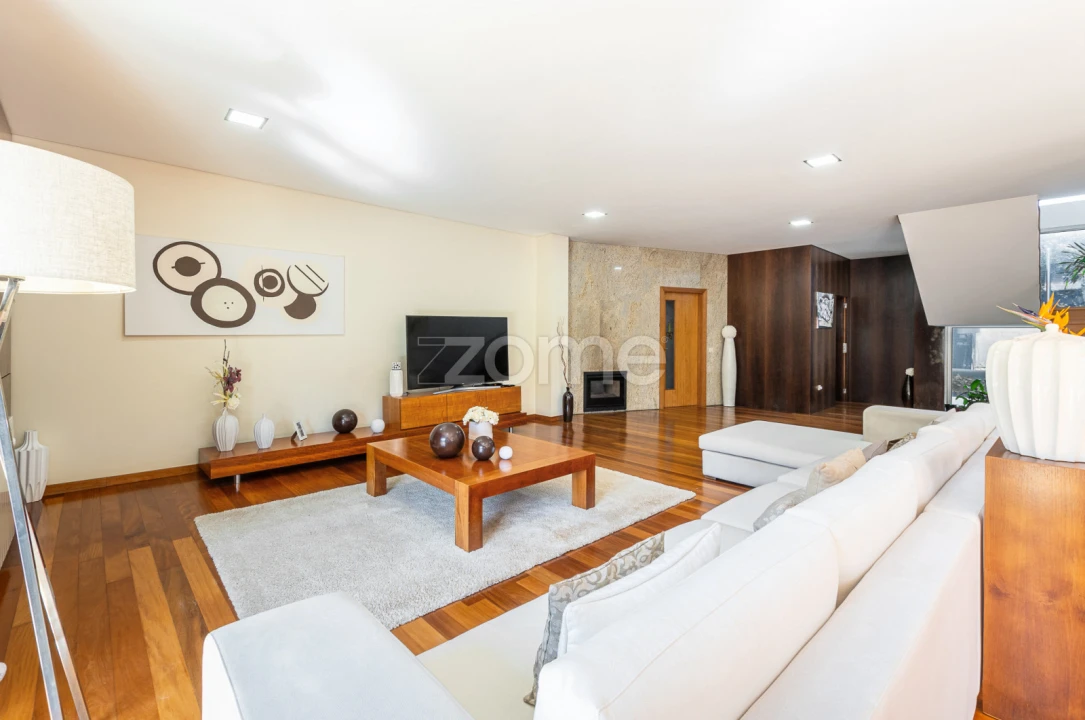 Moradia T4 para Venda em Junqueira Foto 20