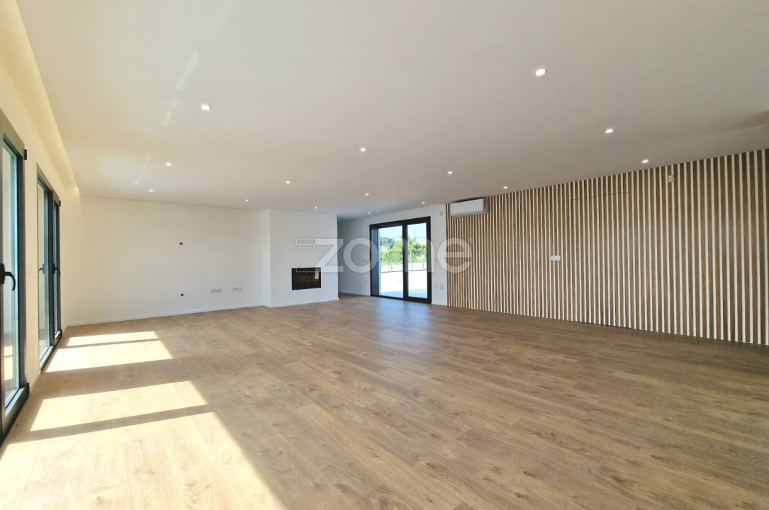 Moradia T3 para Venda em Merelim (São Paio), Panoias e Parada de Tibães Foto 17