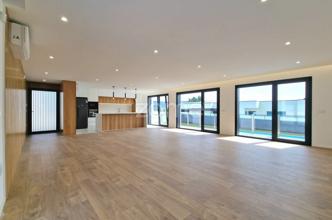 Moradia T3 para Venda em Merelim (São Paio), Panoias e Parada de Tibães Foto 1