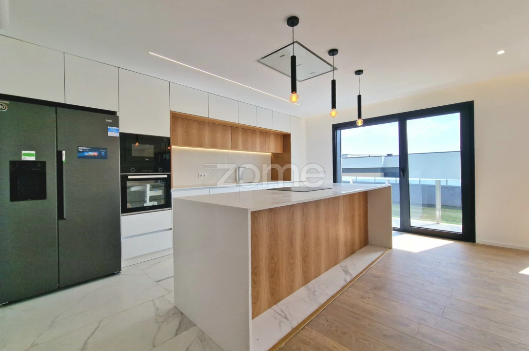 Moradia T3 para Venda em Merelim (São Paio), Panoias e Parada de Tibães Foto 10