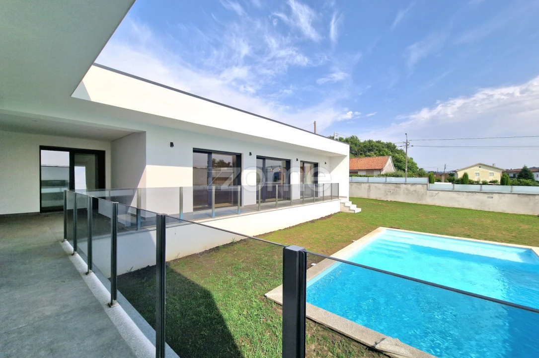 Moradia T3 para Venda em Merelim (São Paio), Panoias e Parada de Tibães Foto 34