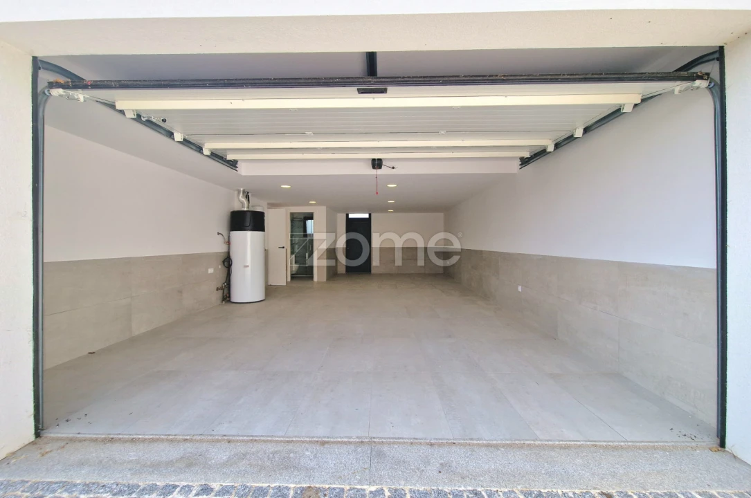 Moradia T3 para Venda em Merelim (São Paio), Panoias e Parada de Tibães Foto 48