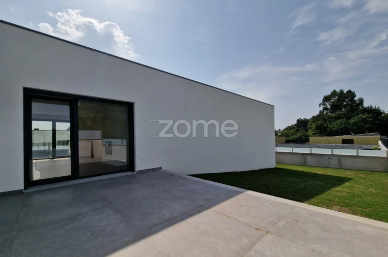 Moradia T3 para Venda em Merelim (São Paio), Panoias e Parada de Tibães Foto 21