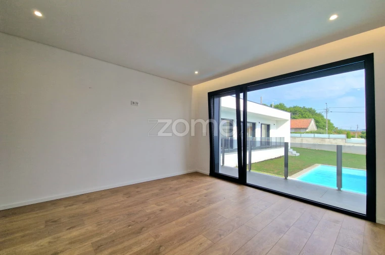 Moradia T3 para Venda em Merelim (São Paio), Panoias e Parada de Tibães Foto 36