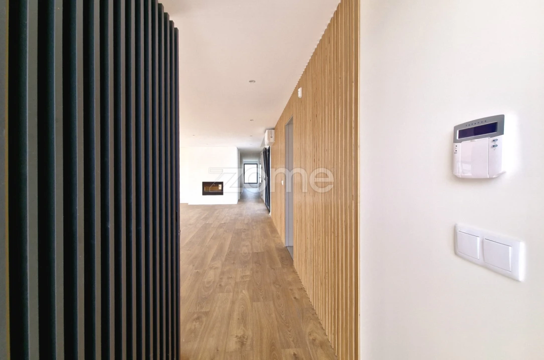 Moradia T3 para Venda em Merelim (São Paio), Panoias e Parada de Tibães Foto 8