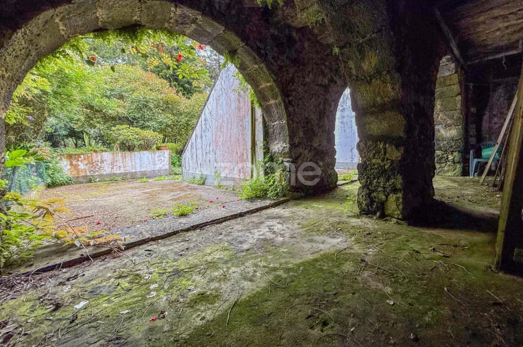 Moradia T7 para Venda em Ponta Delgada (São Sebastião) Foto 34