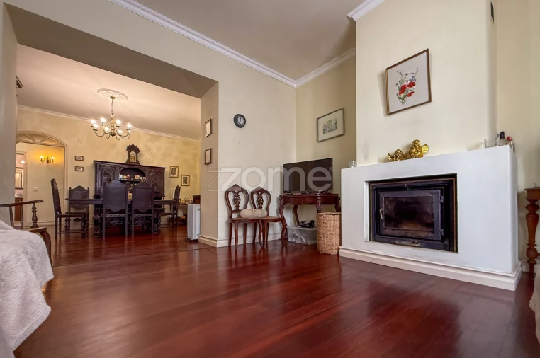 Moradia T7 para Venda em Ponta Delgada (São Sebastião) Foto 10