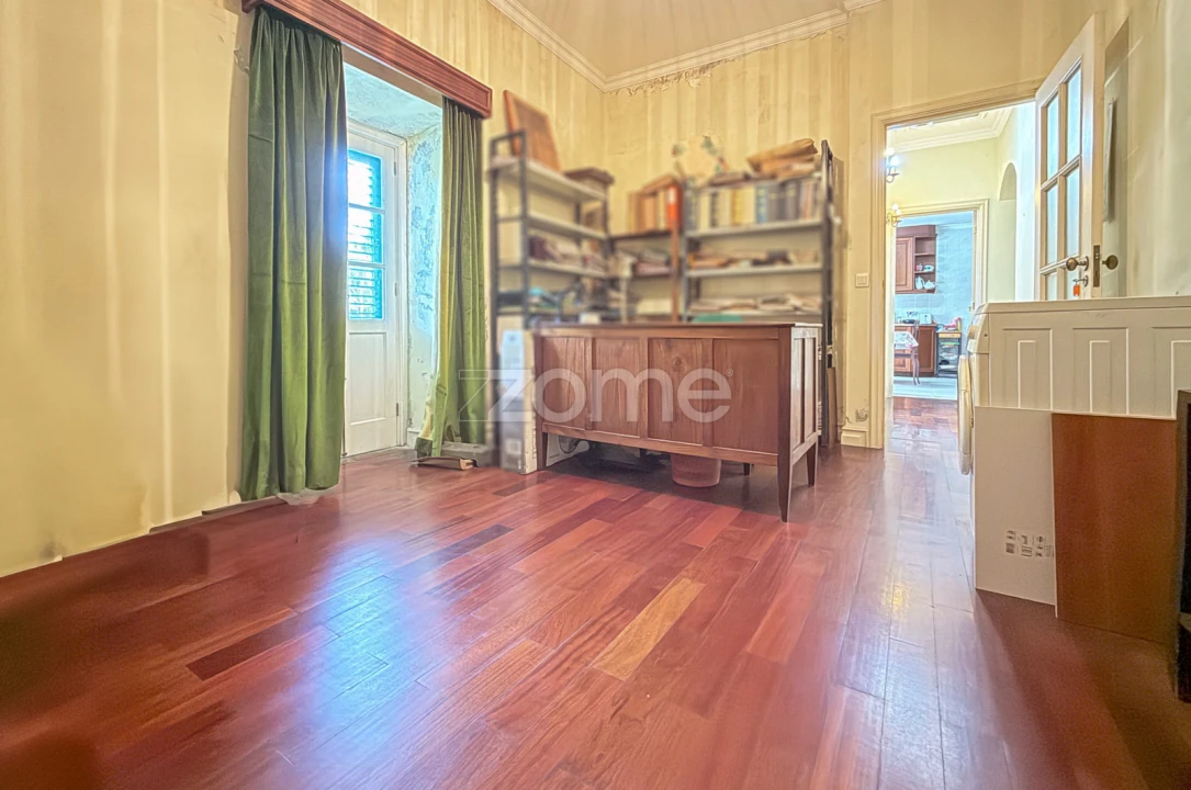 Moradia T7 para Venda em Ponta Delgada (São Sebastião) Foto 12