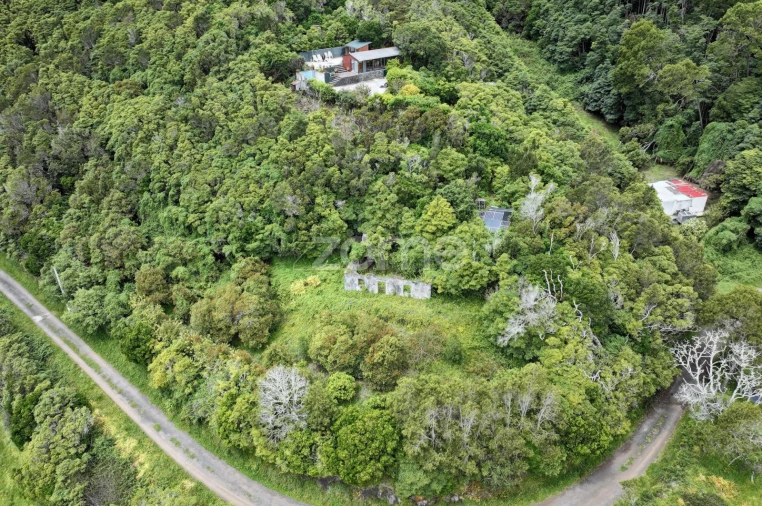 Moradia T1 para Venda em Santo Espirito Foto 5