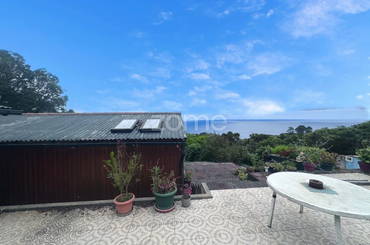 Moradia T1 para Venda em Santo Espirito Foto 3