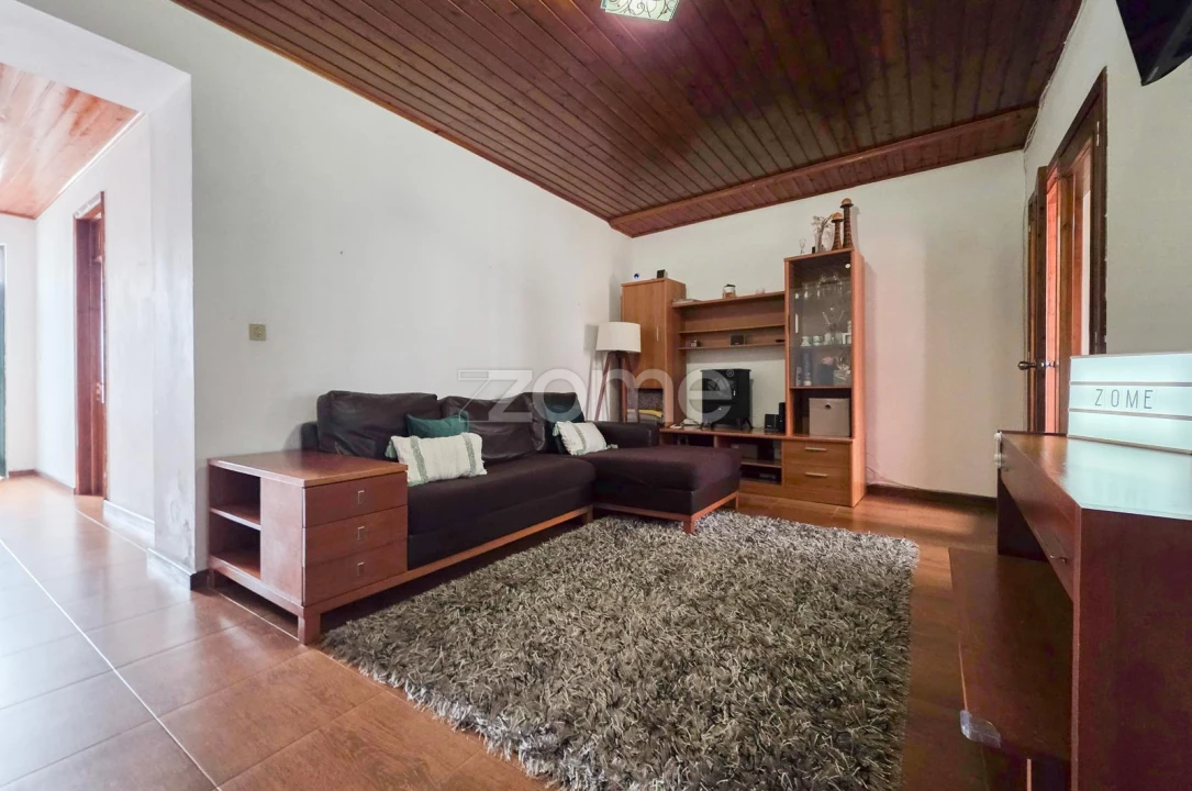 Moradia T3 para Venda em Achadinha Foto 8