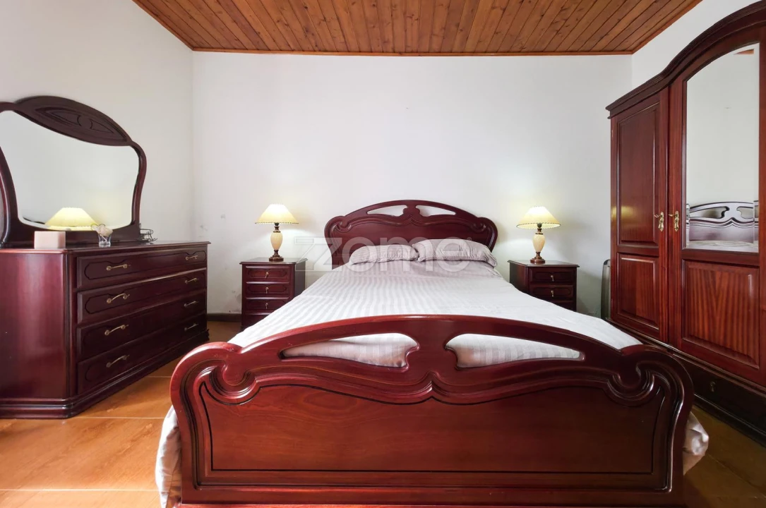 Moradia T3 para Venda em Achadinha Foto 3