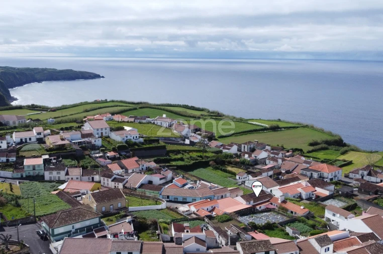 Moradia T3 para Venda em Achadinha Foto 22