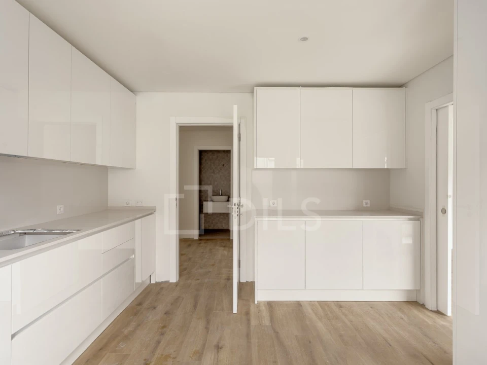 Apartamento T4 para Venda em Almada, Cova da Piedade, Pragal e Cacilhas Foto 19
