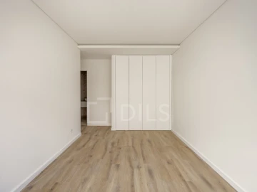 Apartamento T4 para Venda em Almada, Cova da Piedade, Pragal e Cacilhas