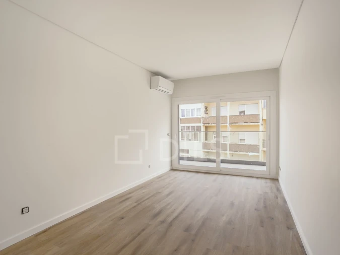 Apartamento T4 para Venda em Almada, Cova da Piedade, Pragal e Cacilhas Foto 20
