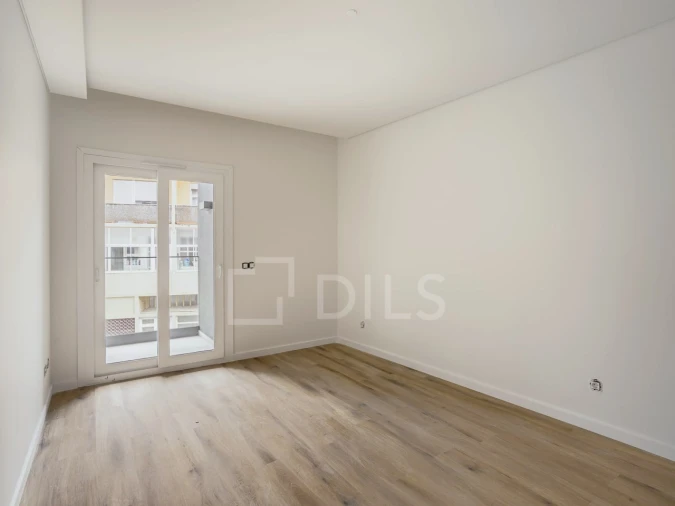 Apartamento T4 para Venda em Almada, Cova da Piedade, Pragal e Cacilhas Foto 26
