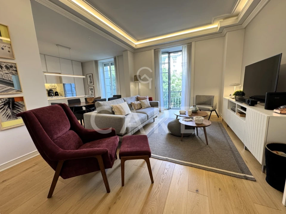 Apartamento T4 para Venda em Avenidas Novas Foto 11