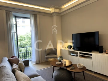 Apartamento T4 para Venda em Avenidas Novas