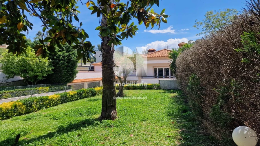 Moradia T5 para Venda em Rebordosa Foto 6