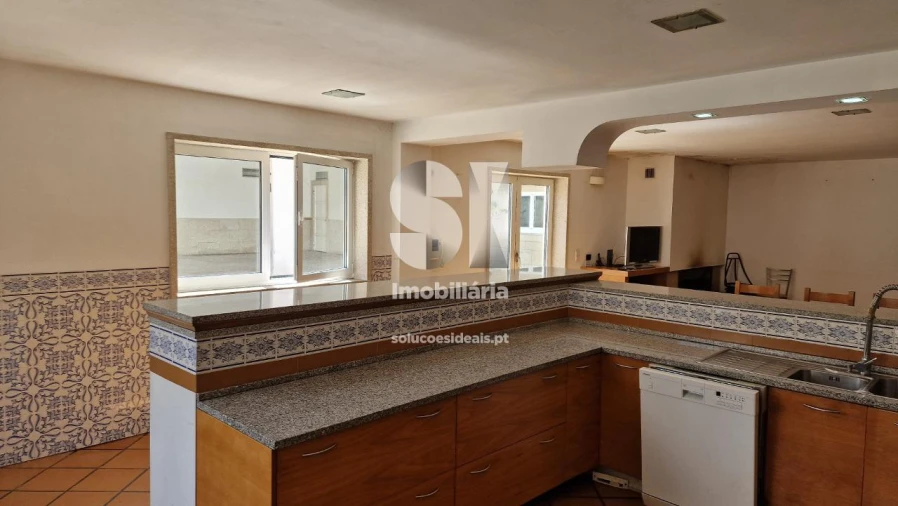 Moradia T5 para Venda em Rebordosa Foto 20