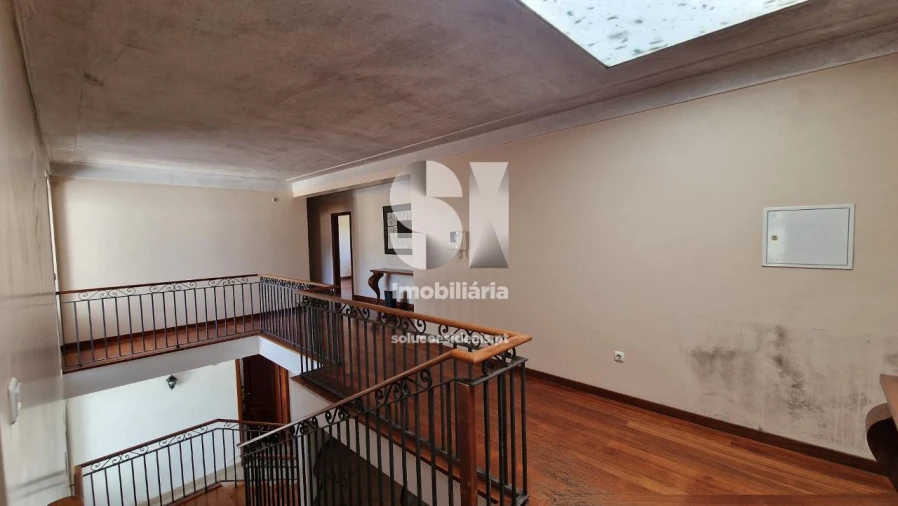 Moradia T5 para Venda em Rebordosa Foto 25