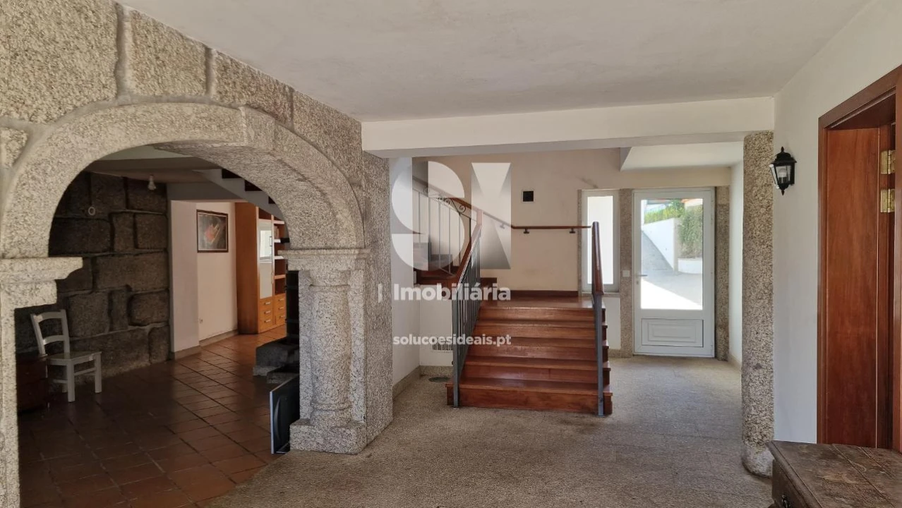 Moradia T5 para Venda em Rebordosa Foto 22