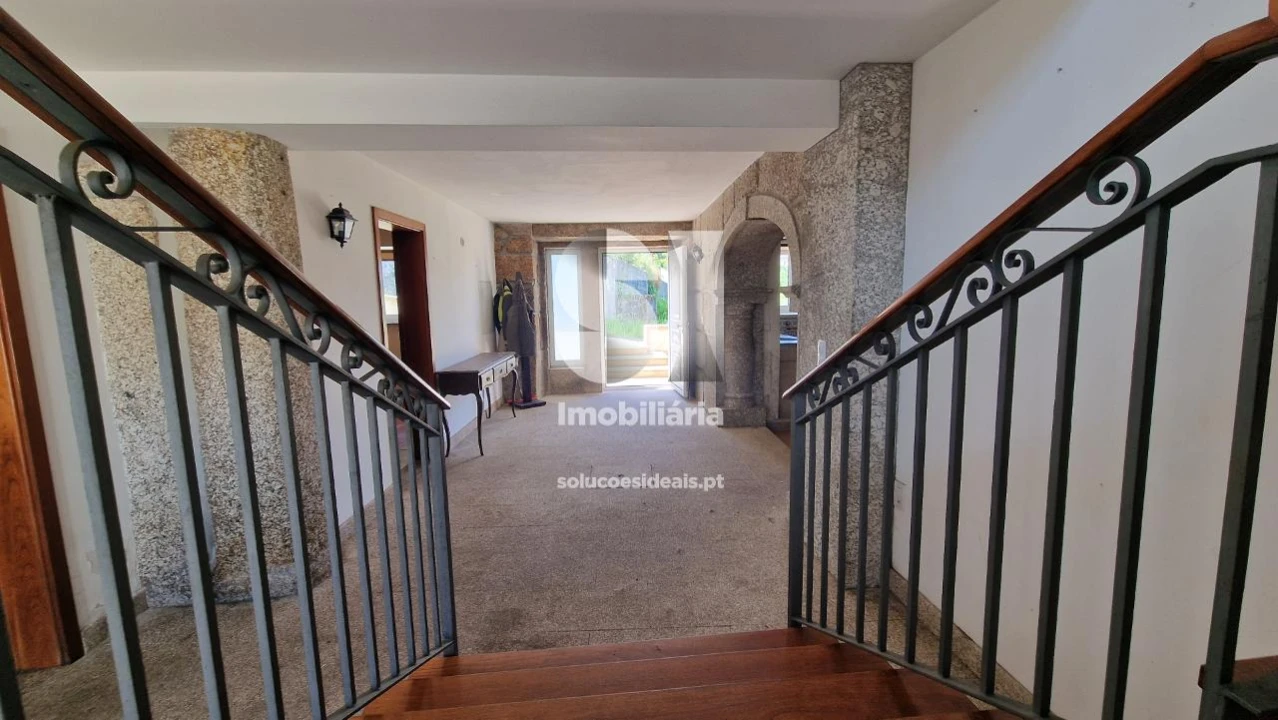 Moradia T5 para Venda em Rebordosa Foto 24