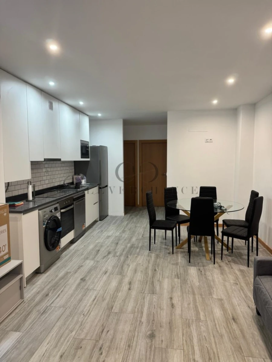 Quarto para Arrendamento em Santa Marinha e São Pedro da Afurada Foto 8