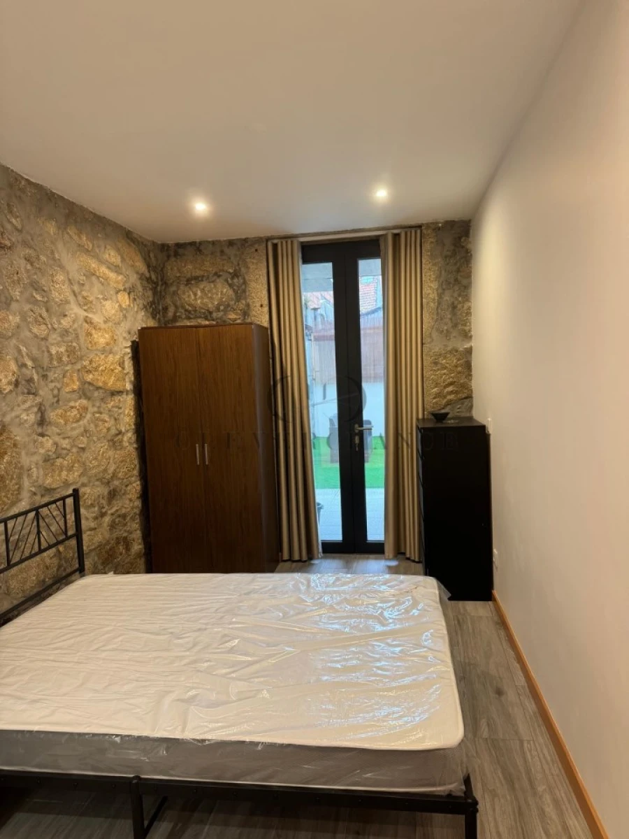 Quarto para Arrendamento em Santa Marinha e São Pedro da Afurada Foto 1