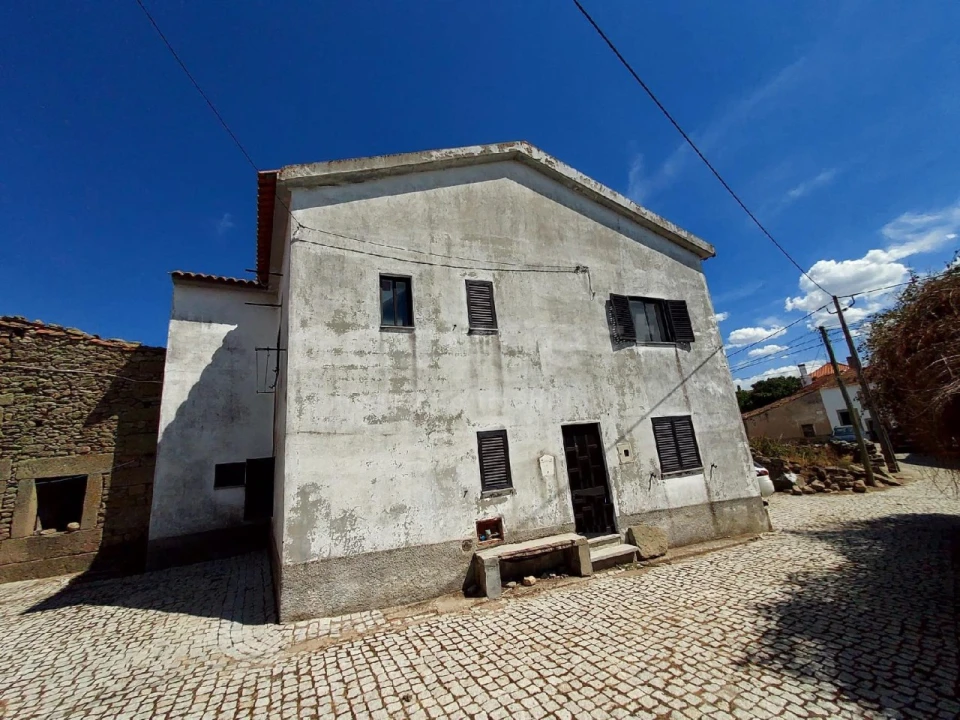 Moradia T3 para Venda em Mata de Lobos Foto 1