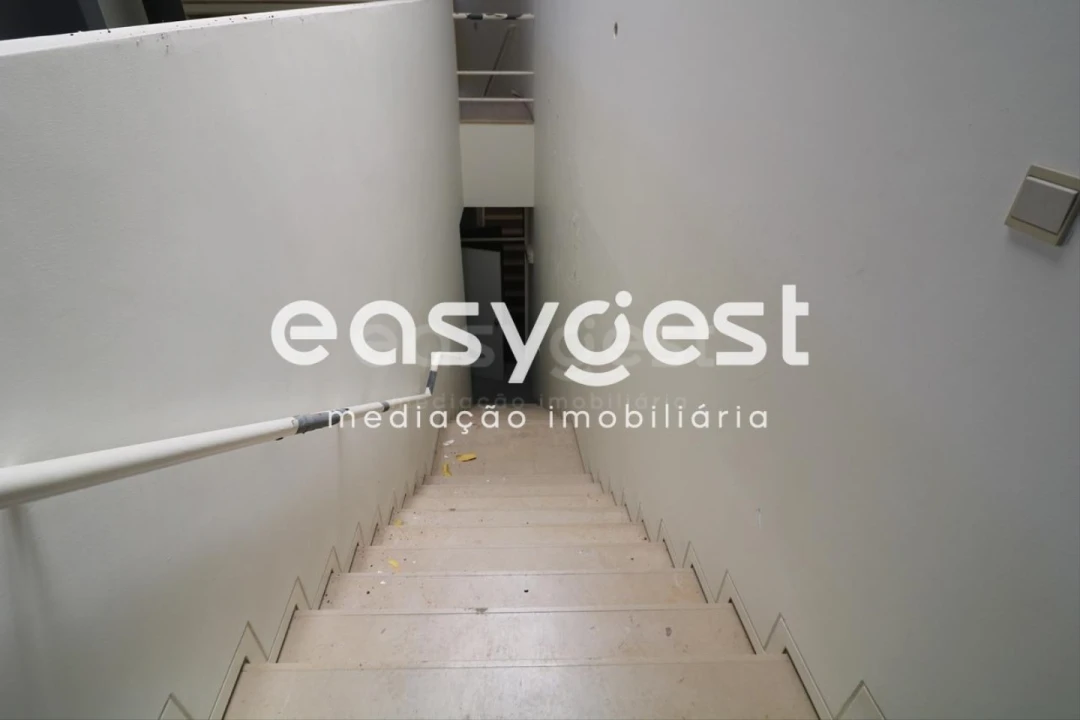 Loja para Venda em Couço Foto 14