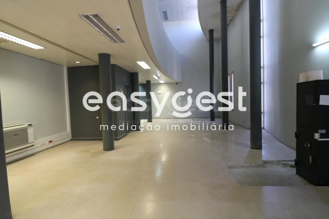 Loja para Venda em Couço Foto 20