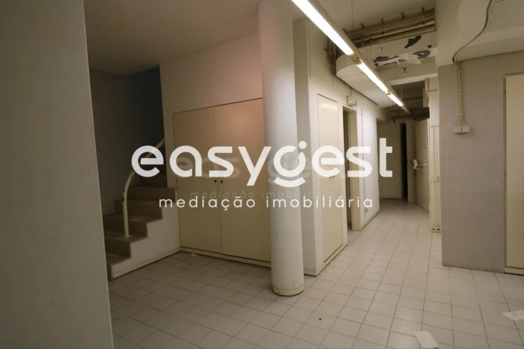 Loja para Venda em Couço Foto 36