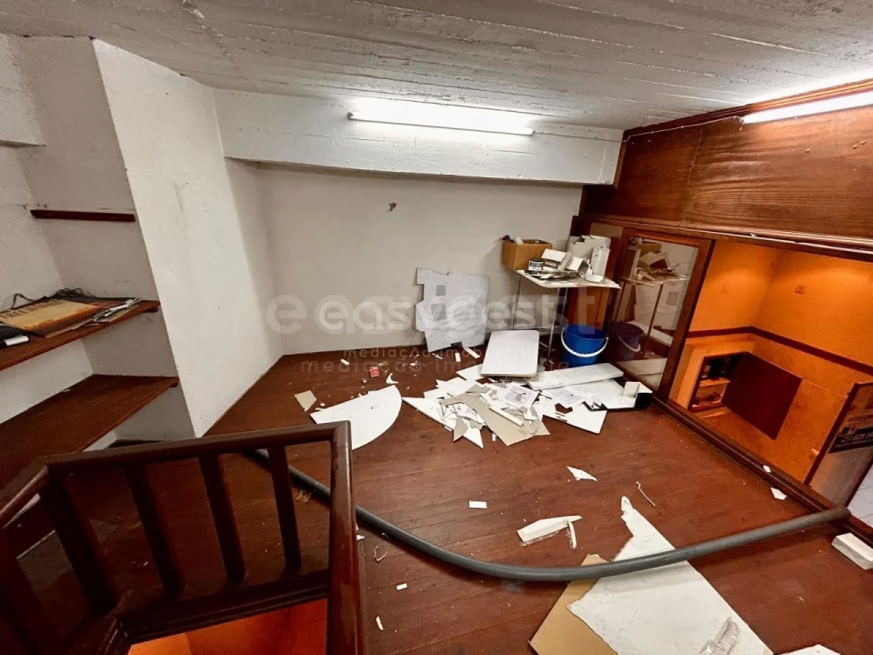 Loja para Venda em Póvoa de Santa Iria e Forte da Casa Foto 5