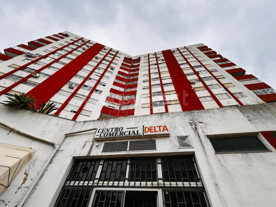 Loja para Venda em Póvoa de Santa Iria e Forte da Casa Foto 15