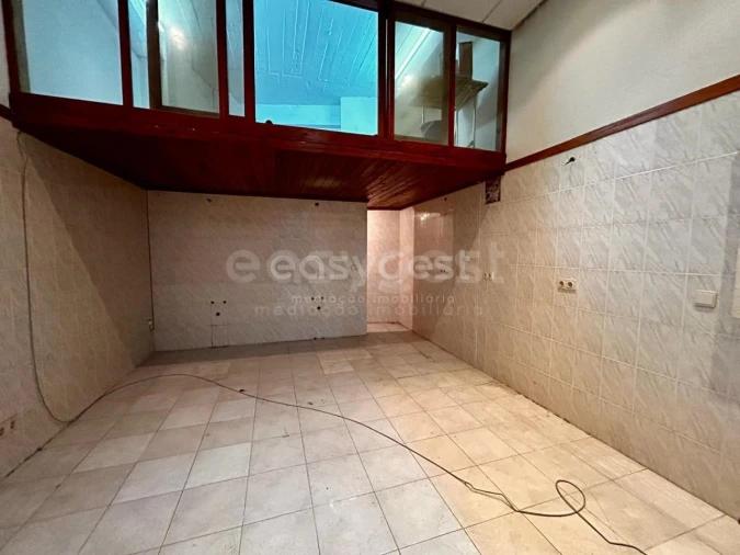 Loja para Venda em Póvoa de Santa Iria e Forte da Casa Foto 3