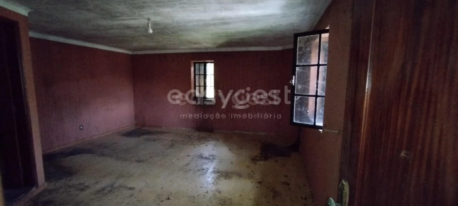 Moradia T4 para Venda em Manteigas (São Pedro) Foto 31