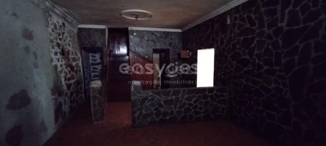 Moradia T4 para Venda em Manteigas (São Pedro) Foto 20