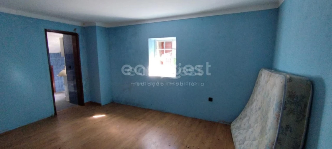 Moradia T4 para Venda em Manteigas (São Pedro) Foto 28