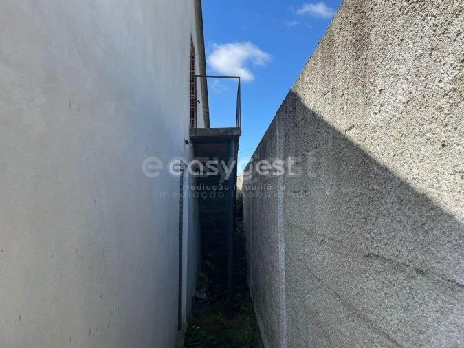 Moradia T4 para Venda em Amor Foto 2