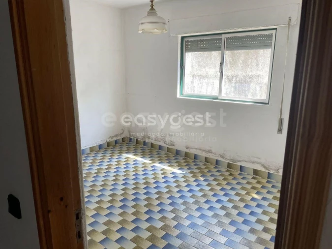 Moradia T4 para Venda em Amor Foto 6